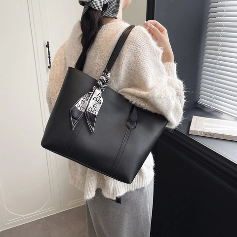 Borsa Tote in Pelle PU Vintage di Grande Capacità Moda per Donna Borsa a Spalla Casual Quotidiana Con Decorazione Sciarpa