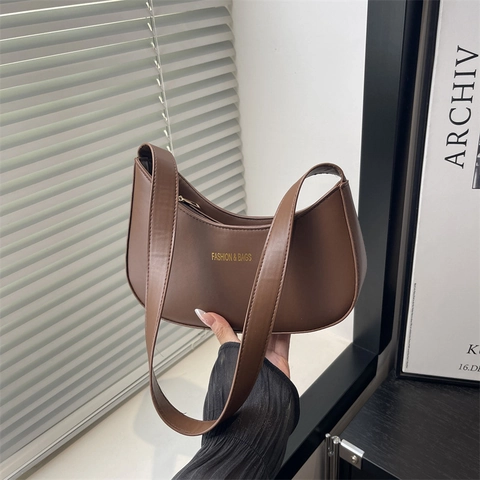 Bolso de Hombro de Media Luna para Mujer en Cuero PU Color Sólido Minimalista para el Uso Diario Bolso de Moda Urbana