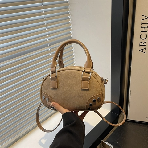 Damen Retro Wildleder Bowlingtasche Mode Nieten Handtasche Kleine Boston Umhängetasche Vintage Stil Alltagstasche
