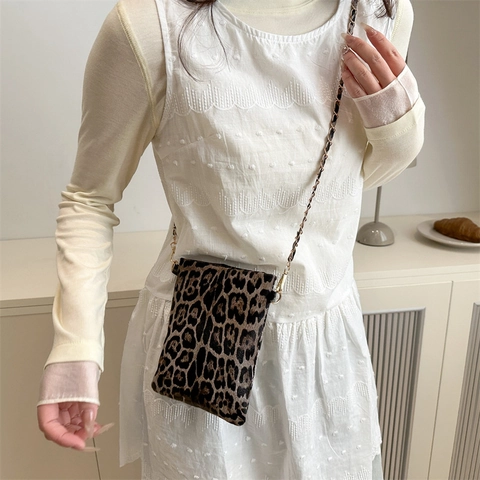 Petit Sac Bandoulière Imprimé Léopard Femmes Pochette Téléphone Cuir PU Chaîne Métallique Sac Carré Vintage