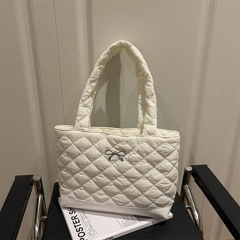 Mode Damen Gesteppte Einkaufstasche Rautenmuster Große Kapazität Schultertasche Mit Metallschleife Süße Weiche Puffer Handtasche