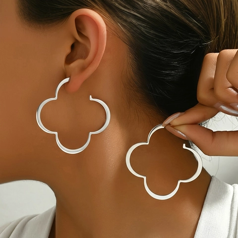 Hohle Kleeblatt Creolen Edelstahl Große Blumen Ohrhänger Damen Schmuck Retro Französischer Stil