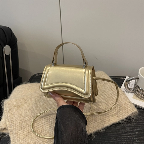 Trendy Glossy PU Leather Mini Handbag For Women Stylish Arc Design Shoulder Bag Solid Color Casual Crossbody Square Bag