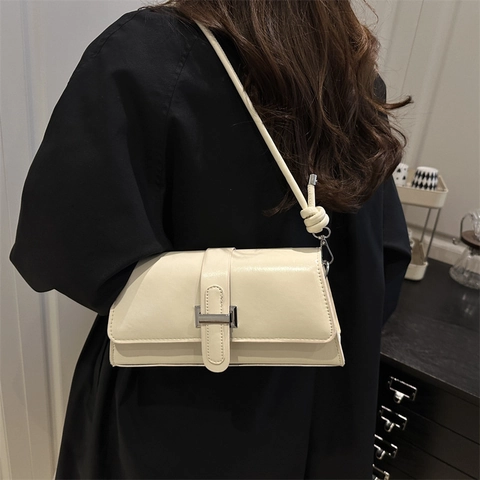 French Style Baguette Bag Glossy PU Leather Underarm Shoulder Bag With Silver Metal Buckle Retro Solid Color For Women