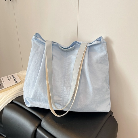 Dames Tote Bag Grote Capaciteit Lichtgewicht Rimpel Nylon Schoudertas Voor Woon-Werkverkeer School Simpel Casual
