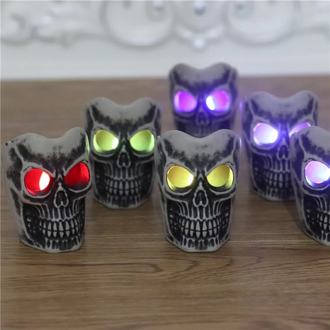Spooky Totenkopf LED Kerzenlicht Kunststoff Elektronisch Leuchtend Halloween Party Deko Gotische Tischdekoration Farblicht