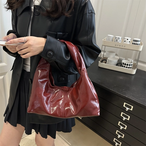 Women Vintage PU Leather Underarm Bag Fashion Solid Color Hobo Shoulder Bag Minimalist Handbag For Daily Travel Work