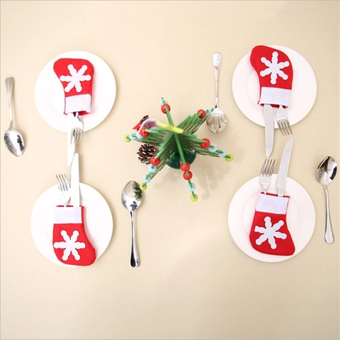 Weihnachtssocken Besteckhalter Rot Filz Schneeflocke Muster Bestecktaschen Für Weihnachtsferien Tischdekoration