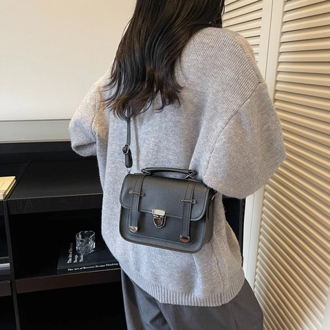 Retro PU Leather Small Square Bag For Women Vintage Shoulder Crossbody Handbag With Metal Buckle Top Handle Simple Versatile