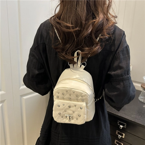 Mini Mode Rucksack PU Leder Gesteppt Strass Dekor Kettengurt Drehverschluss Trendige Kleine Reisetasche Für Frauen