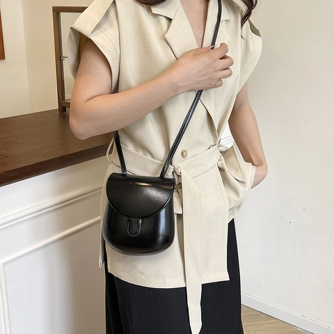 Damen Retro PU Leder Satteltasche Korean Ins Stil Mode Schulter Umhängetasche Hochglanz Glänzend Halbkreis Handtasche Geldbörse