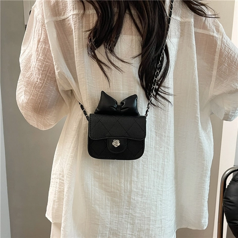 Elegante Gesteppte Schleife Mini Umhängetasche Für Damen Kamelienblüte Schnalle Kette PU Leder Schultertasche Süßer Stil Tasche