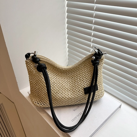 Lightweight Casual Woven Straw Crossbody Bag For Women Minimalist Summer Vacation Shoulder Bag Solid Color Fashion Accessory