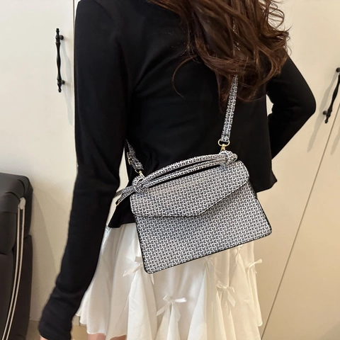 Retro Mode Dames PU Leer Crossbody Tas Monogram Patroon Handgreep Vierkante Schoudertas Met Verstelbare Riem Voor Dagelijks Gebruik