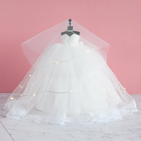 Mini Modello Abito Da Sposa Decorazione Scrivania Pizzo Tulle LED Luminoso Regalo Romantico Compleanno Laurea Elegante