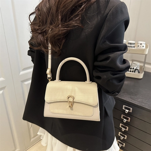 Fashion Women PU Leather Spliced Woven Texture Crossbody Bag Gold Metal Buckle Small Square Handbag Commuter Shoulder Bag
