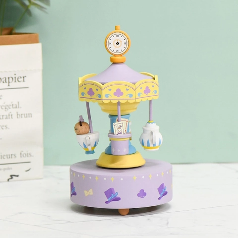 Carousel Music Box Wooden Fairytale Tea Party Theme Animal Decor Hand Crank Decorative Wind Up Musical Box For Home Decor Gift