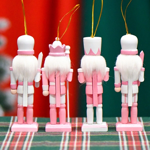 Schiaccianoci Soldato In Legno Nordico Figure Rosa E Bianco Ornamenti Appesi Di Natale Per La Decorazione Della Tavola Di Casa