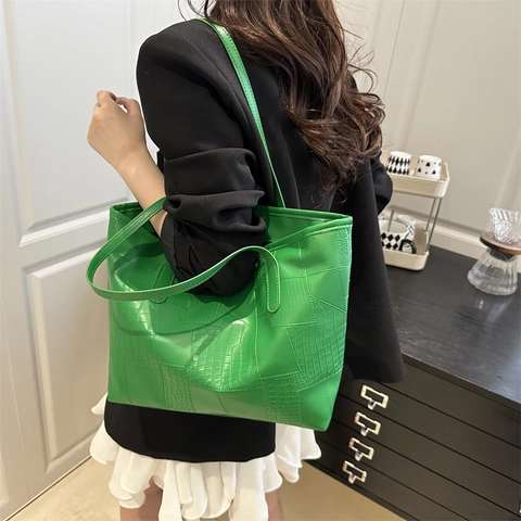 Borsa Tote da Donna in Pelle PU con Patchwork a Motivo Coccodrillo Grande Capacità Borsa a Tracolla Casual per Moda Quotidiana