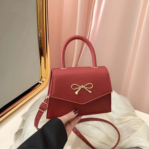 Women Mini Square Crossbody Bag Sweet Bow PU Leather Handbag With Gold Hardware Solid Color Elegant Party Shoulder Bag