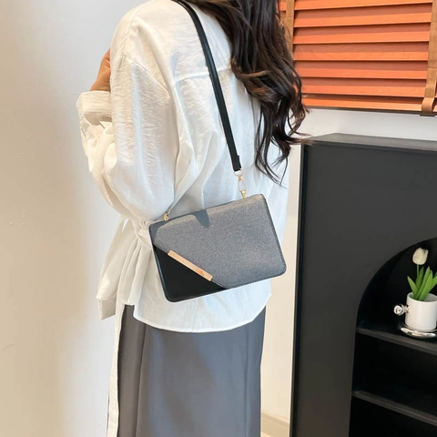 Borsa A Tracolla Per Donna Pelle PU Patchwork Intrecciato Minimalista Versatile Borsa A Spalla Decorazione Metallo Dorato