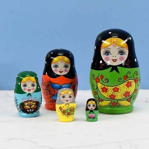 Traditional Multi Layer Russian Nesting Dolls Matryoshka Lotus Wood Hand Painted Home Decor Accents Susan Princess Strawberry Rose Snowflake Floral Toy