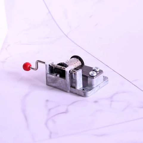 Mini Mecanismo Mecánico de Caja de Música con Manivela Mecanismo Musical Accesorio de Bricolaje Aleación para Regalo Artesanal Juguete Educativo Niños