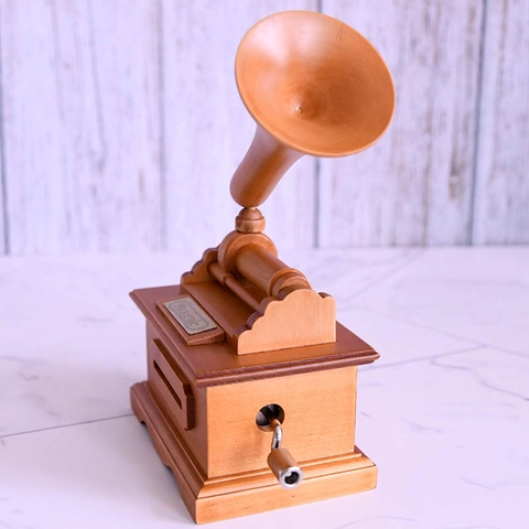 Vintage Mechanical Hand Cranked Wooden Gramophone Music Box DIY Paper Tape Birthday Gift Home Decor Birch Wood Music Box