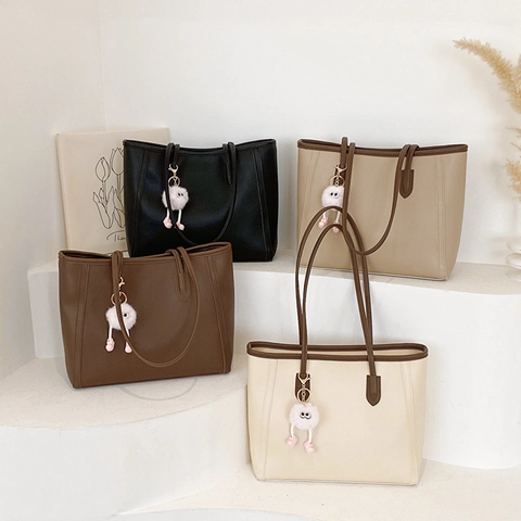 Bolso Tote De Cuero PU De Gran Capacidad Estilo Urbano Simple Bolso De Hombro Para Mujer Con Colgante De Monstruo