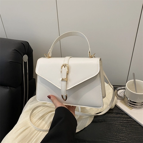 Damen PU Leder Umhängetasche Vintage Handtasche Mit Goldener Schnalle Tragegriff Und Verstellbarem Schultergurt Trendig
