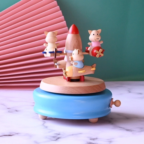 Handcrafted Beech Wood Music Box Rotating Pig Airplane Rocket Octave Box Children's Day Gift Creative Home Desk Decor