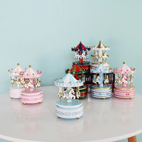 Vintage Wooden Carousel Music Box Rotating Horse Mechanical Wind Up Music Box Nordic Home Desktop Decoration Ornament Birthday Gift For Children