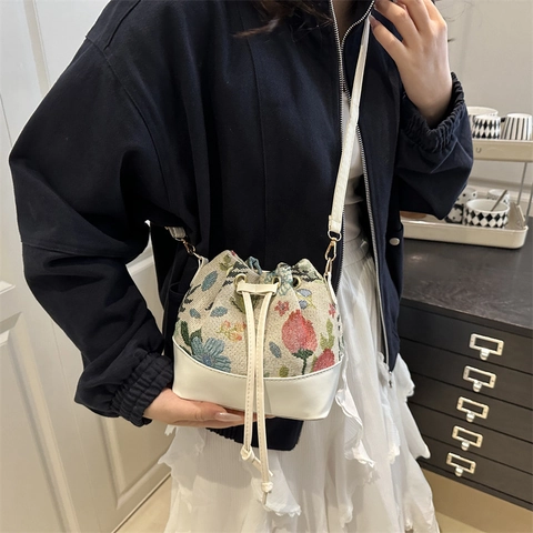 Vintage-Bucket-Bag Mit Blumenmuster Und Kordelzug Verstellbarer Lederriemen Crossbody Für Damen