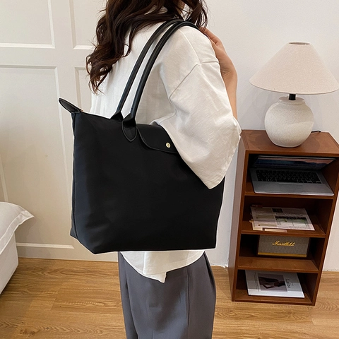 Borsa Tote In Nylon Grande Capacità Donna Borsa A Spalla Retrò Borsa A Mano Leggera Con Patta In Pelle E Bottone