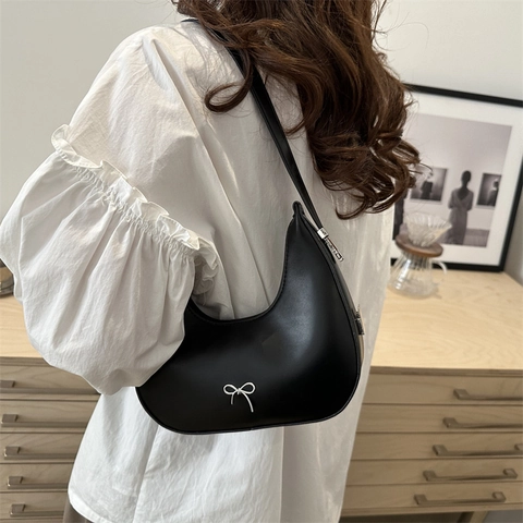 Borsa Hobo A Mezzaluna Da Donna In Pelle PU Borsa A Spalla Sottoascella Con Fiocco Argentato Stile Francese Versatile Nuovo