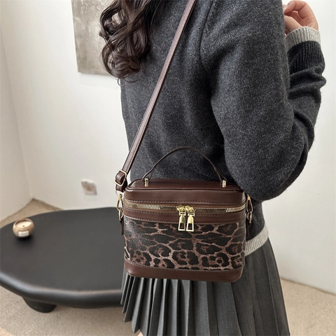 Damen Mode Leopardenmuster Splicing Umhängetasche Urban Minimalistisch Nylon Schultertasche Kosmetikkoffer Box Handtasche Mit Schultergurt