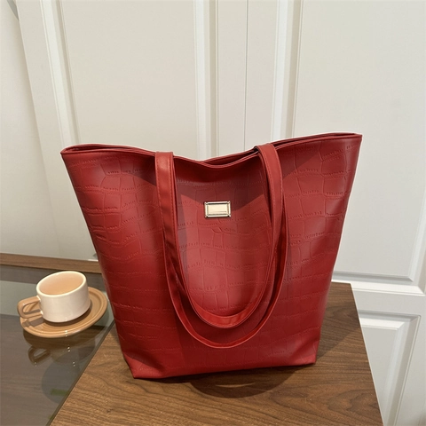 Crocodile Embossed PU Leather Tote Bag Large Capacity Commuter Shoulder Handbag For Women Retro Solid Color