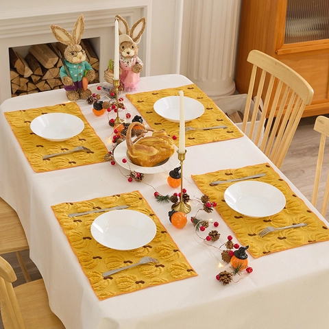 Tovagliette Ricamate con Zucca per Ringraziamento Halloween 3D Harvest Autunnali in Morbido Peluche Decorazione Tavola