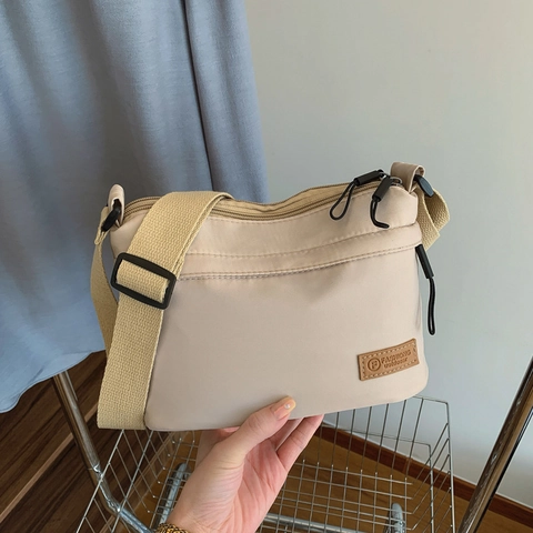 Women's Casual Nylon Crossbody Bag Large Capacity Fashion Commuter Shoulder Bag Korean Style Solid Color Square Messenger Bag