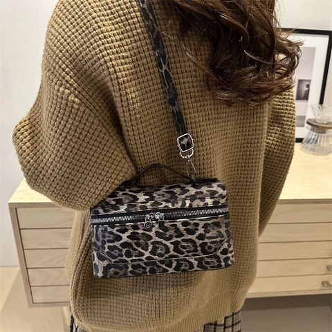Leopardenmuster Umhängetasche Damen Kleine Quadratische Handtasche PU Leder Vintage Urban Verstellbarer Riemen