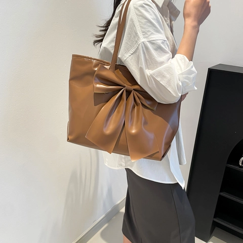 Sac Fourre-Tout Grande Capacité pour Femmes en Similicuir Souple Avec Grand Nœud Décoratif pour les Trajets Quotidiens