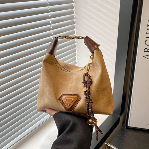 Bolso de Hombro de Cuero PU Vintage para Mujer Moda Logo de Triángulo Bolso Hobo Con Colgante Desmontable Color Sólido Bolso de Mano Cruzado Casual