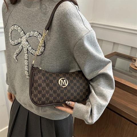Sac sous le Bras Vintage avec Monogramme Lettre M pour Femmes Logo en Métal Doré Chaîne Sac à Épaule Mode en Cuir PU Hobo