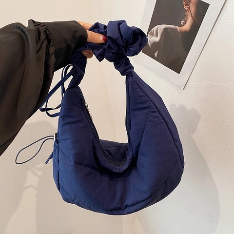Bolso Hobo Acolchado para Mujer Gran Capacidad Bolso de Hombro Asa Plisada Bolso Nube Sobaco Con Cordón Lateral