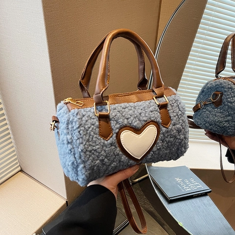 Borsa a Cilindro in Sherpa Moda Donna Dolce Patch a Cuore Peluche Borsa a Mano Invernale in Pelliccia Sintetica Borsa a Tracolla