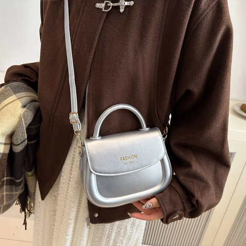 Women Korean Fashion PU Leather Shoulder Bag Solid Color Saddle Crossbody Bag With Adjustable Strap Gold Hardware Handbag