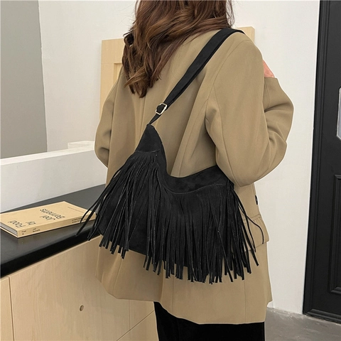 Women's Bohemian Retro Suede Tassel Shoulder Bag Fringe Crossbody Bag With Adjustable Strap Solid Color Casual Daily Purse