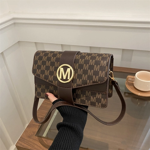 Borsa a Tracolla da Donna in Pelle PU Moda Monogramma Lettera M Borsa a Spalla Quadrata Con Fibbia Dorata Borsa Casual Retrò