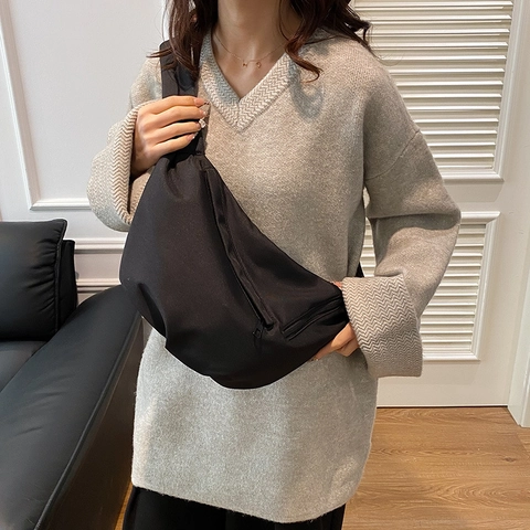 Große Nylon Umhängetasche Halbmod Bag Minimalistische Japanische Lässige Kuriertasche Leicht Für Damen