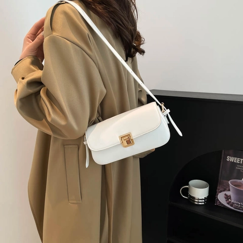Vintage Women Underarm Crossbody Bag PU Leather Minimalist Shoulder Small Square Purse With Gold Buckle For Daily Use